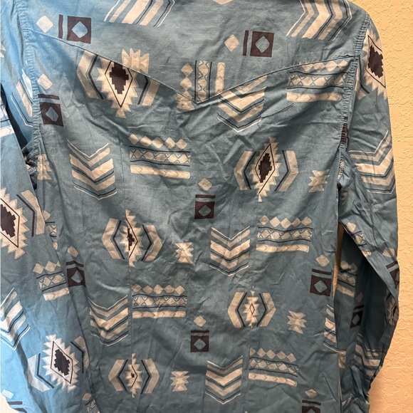 Roper Blue Button Down Shirt with Notched Collar and Long Sleeves size S - Picture 9 of 10